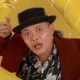 Lirik Single Terbaru Sule "Cewek Komalan": Satir Fenomena Digital yang Menggelitik
