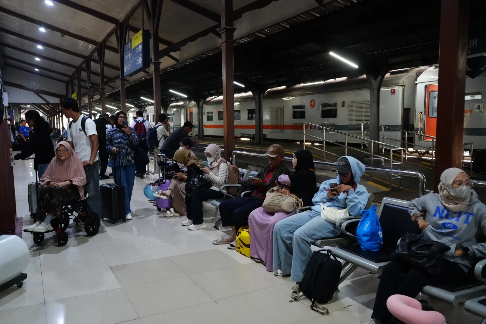 Lonjakan Signifikan: 3,5 Juta Penumpang di Semester I 2026, Daop 9 Jember Buktikan Kereta Api Jadi Primadona Transportasi