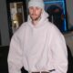 Mengungkap Makna Lagu 'LOVE SONG' Justin Bieber di Album SWAG II: Lebih dari Sekadar Balada Cinta