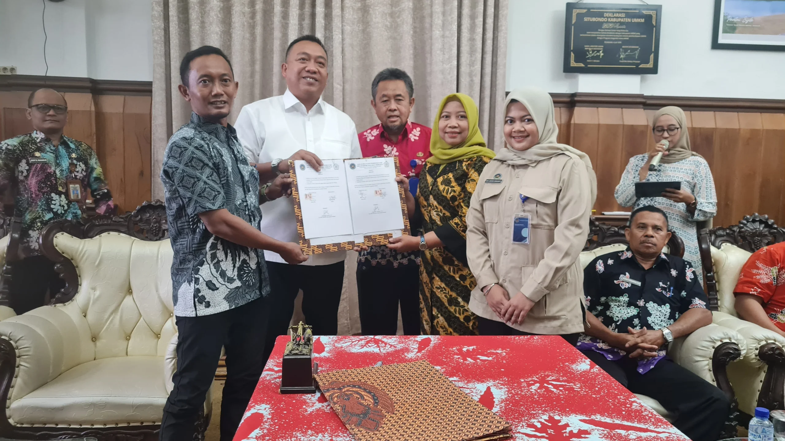 MoU APLS dan SPPG: Kepastian Harga Telur bagi Peternak Kecil di Situbondo