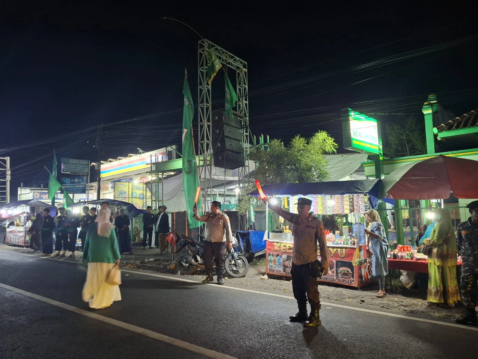 MWCNU di Lumajang Gelar Gema Muharam dan Pelantikan Pengurus, Polsek Randuagung Kawal Ketat