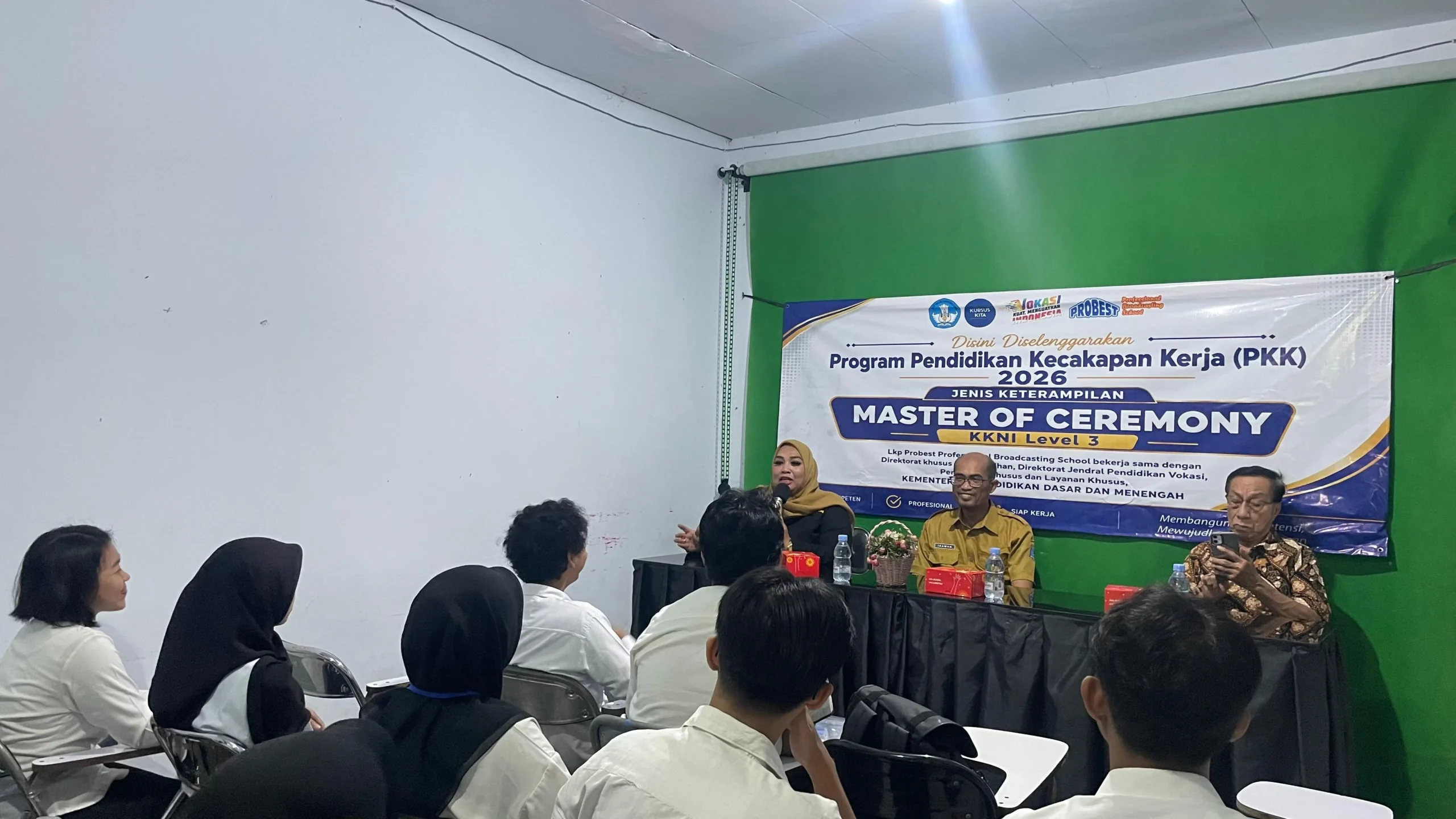 Pelatihan MC KKNI Level 3 Siapkan SDM Profesional di Surabaya