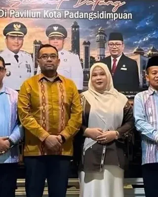 Pemkot Padangsidimpuan Hadiri Pembukaan PRSU ke-50 di Medan: Wujud Dukungan dan Promosi Daerah