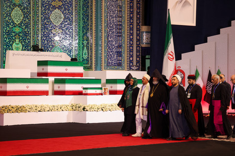 Penghormatan Terakhir untuk Khamenei: Pejabat Hadir, Kantor di Teheran Diliburkan