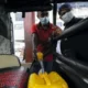 Perang AS-Iran Terhenti, Sri Lanka Turunkan Harga BBM: Dampak Gencatan Senjata terhadap Ekonomi Energi Global