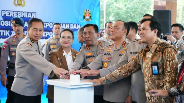 Perkuat 'Scientific Policing', Wakapolri Resmikan Kelas Tematik dan Laboratorium Sosial Sains Kepolisian