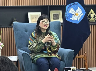 Pernyataan Stella, Meritokrasi Dosen, dan Marketisasi Kampus: Antara Insentif dan Pemiskinan Struktural