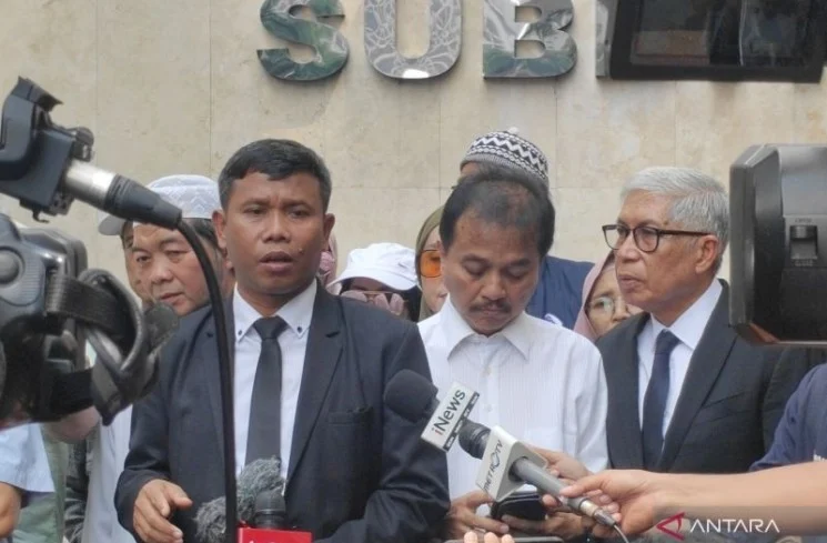 Roy Suryo Cabut Kuasa Hukum, Ahmad Khozinudin Balas Sindir: 'Pengecut'