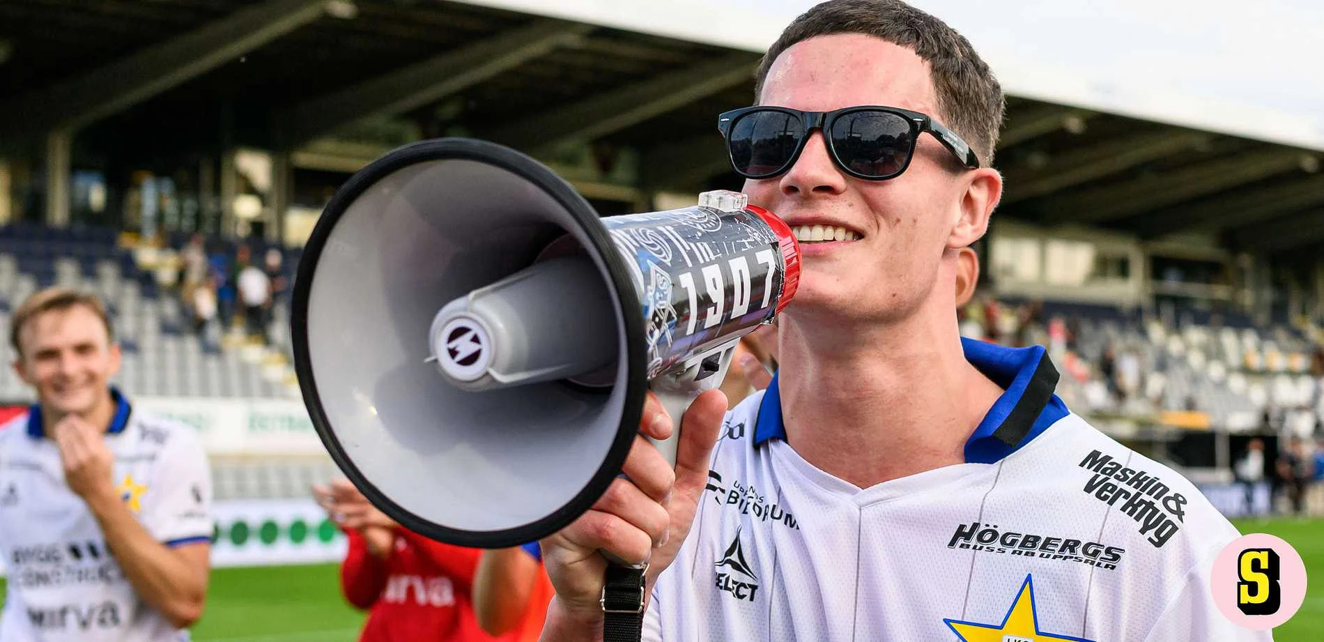 Sirius Makin Tak Terkejar: Robbie Ure Cetak Sejarah di Kandang Elfsborg