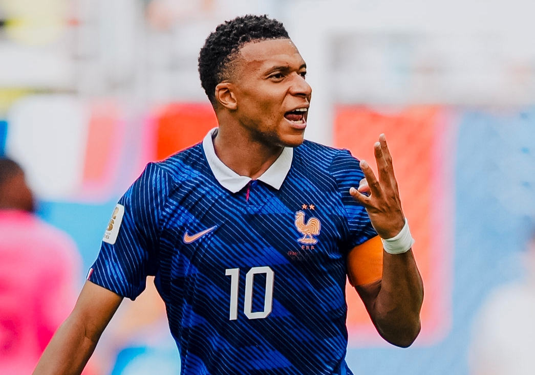 Top Skorer Piala Dunia 2026: Mbappe Menjauh dari Messi Usai Cetak Brace ke Gawang Inggris