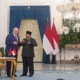 Usai Upacara Penyambutan, Presiden Belarus Hadiahi Presiden Prabowo Pulpen Emas