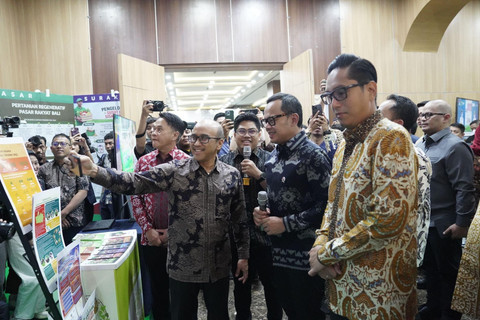 Wamendagri Bima Arya Dorong Kota Jadi Pelopor Inovasi Pangan dan Lingkungan di Rakernas APEKSI