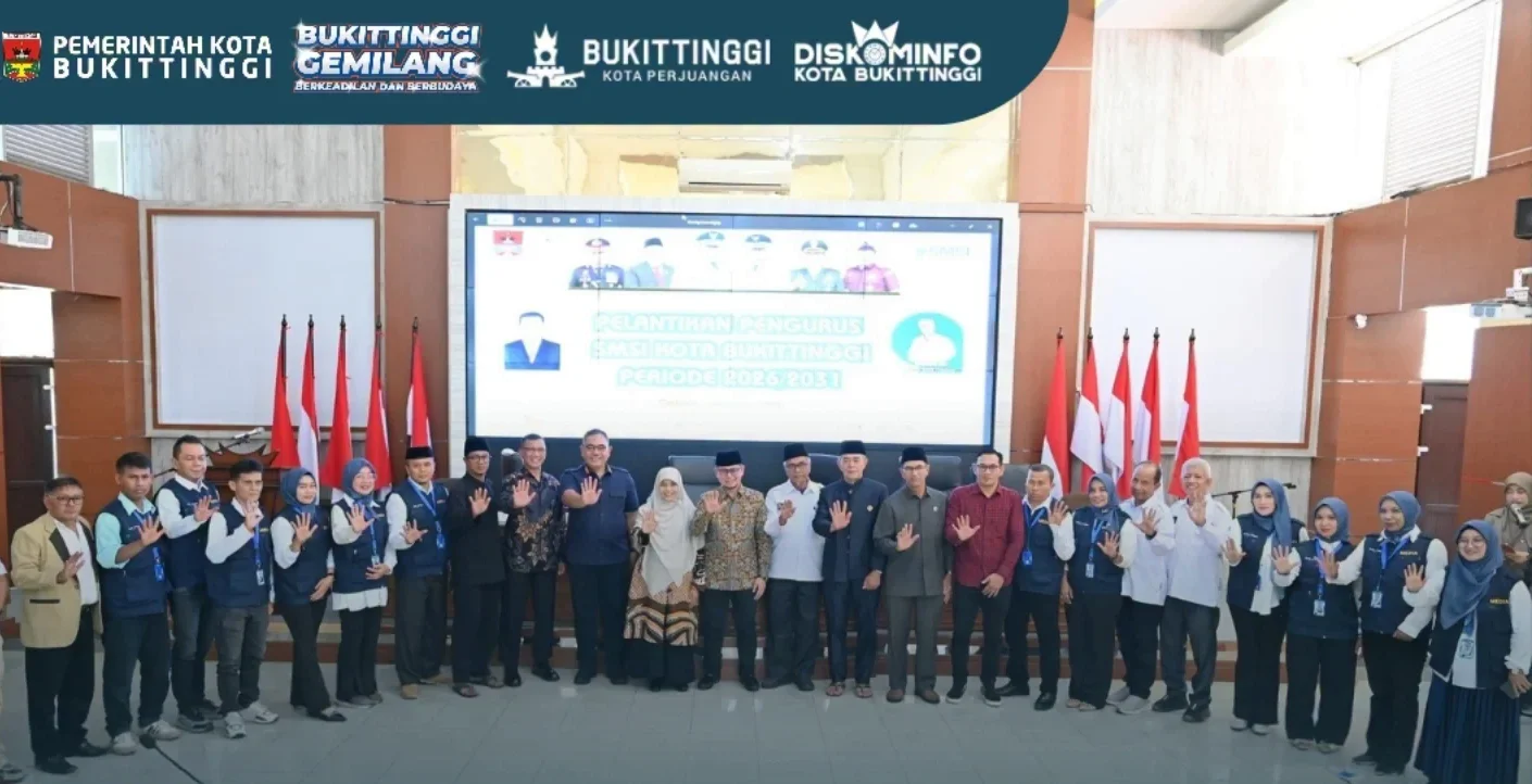 Wawako Ibnu Asis Hadiri Pelantikan Pengurus SMSI Kota Bukittinggi Periode 2026-2031