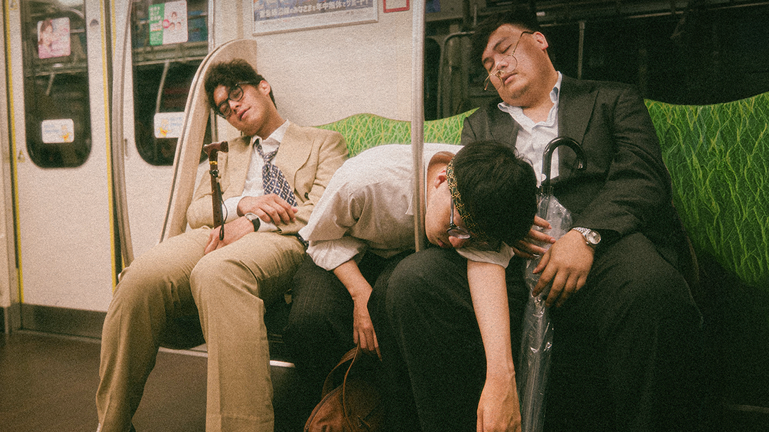 WIJAYA80 Rilis Lagu Kenangan, Tegaskan Alkohol Bukan Obat Patah Hati lewat Liriknya