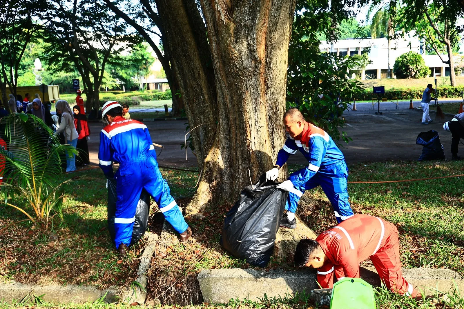 Wujudkan Lingkungan Kerja Bersih dan Sehat, Perusahaan PAG Gelar Jumat Bersih