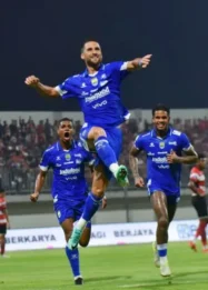 3 Pemain Persib Bandung yang Tampil Cemerlang saat Hajar Sabah FC di Dewata Challenge Series 2026