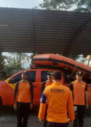 3 Wisatawan Terseret Ombak di Pantai Karangpapak Santolo, Garut