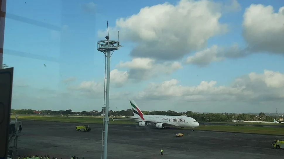 A380 Emirates Mendarat Perdana di Soekarno-Hatta dan Investasi USD 3 M Sektor Tambang AS