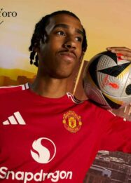 AC Milan Siap Bikin Kejutan dengan Incaran Bek Muda Manchester United Leny Yoro