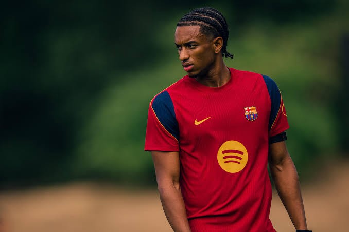 Alejandro Balde Sepakat Gabung Manchester United, Barcelona Pasang Harga Rp 918 Miliar