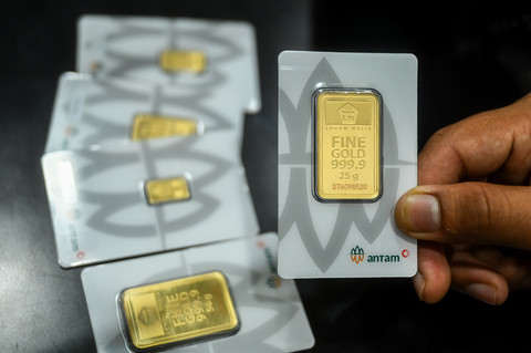 Awal Pekan Harga Emas Antam Stagnan, Beli 10 Gram Rp 26,39 Juta