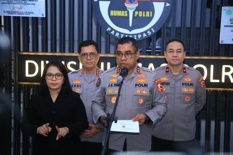 Bantuan Karhutla Polri Tiba di Kalbar, Distribusi ke Wilayah Lain Bertahap