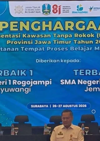 Banyuwangi Raih Dua Penghargaan Terbaik Kawasan Tanpa Rokok dari Pemprov Jatim