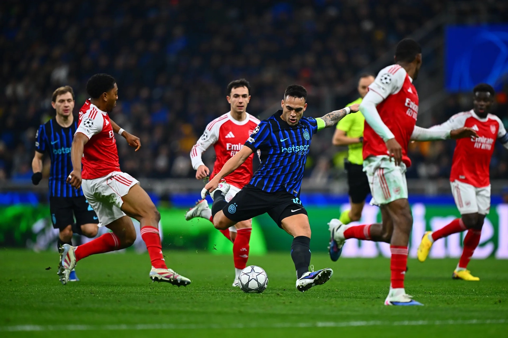 Barcelona Capai Kesepakatan dengan Lautaro Martinez, Tinggal Tunggu Restu Inter Milan