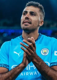 Barcelona Tingkatkan Tawaran Rp 1,16 Triliun untuk Mendatangkan Rodri dari Manchester City