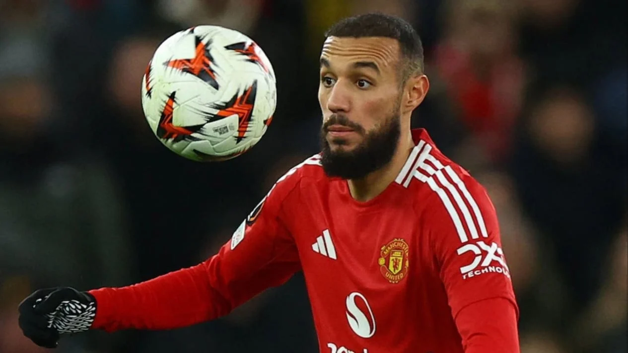 Bek Manchester United Noussair Mazraoui Beri Komentar Positif pada Performa Youri Tielemans dan Andrey Santos