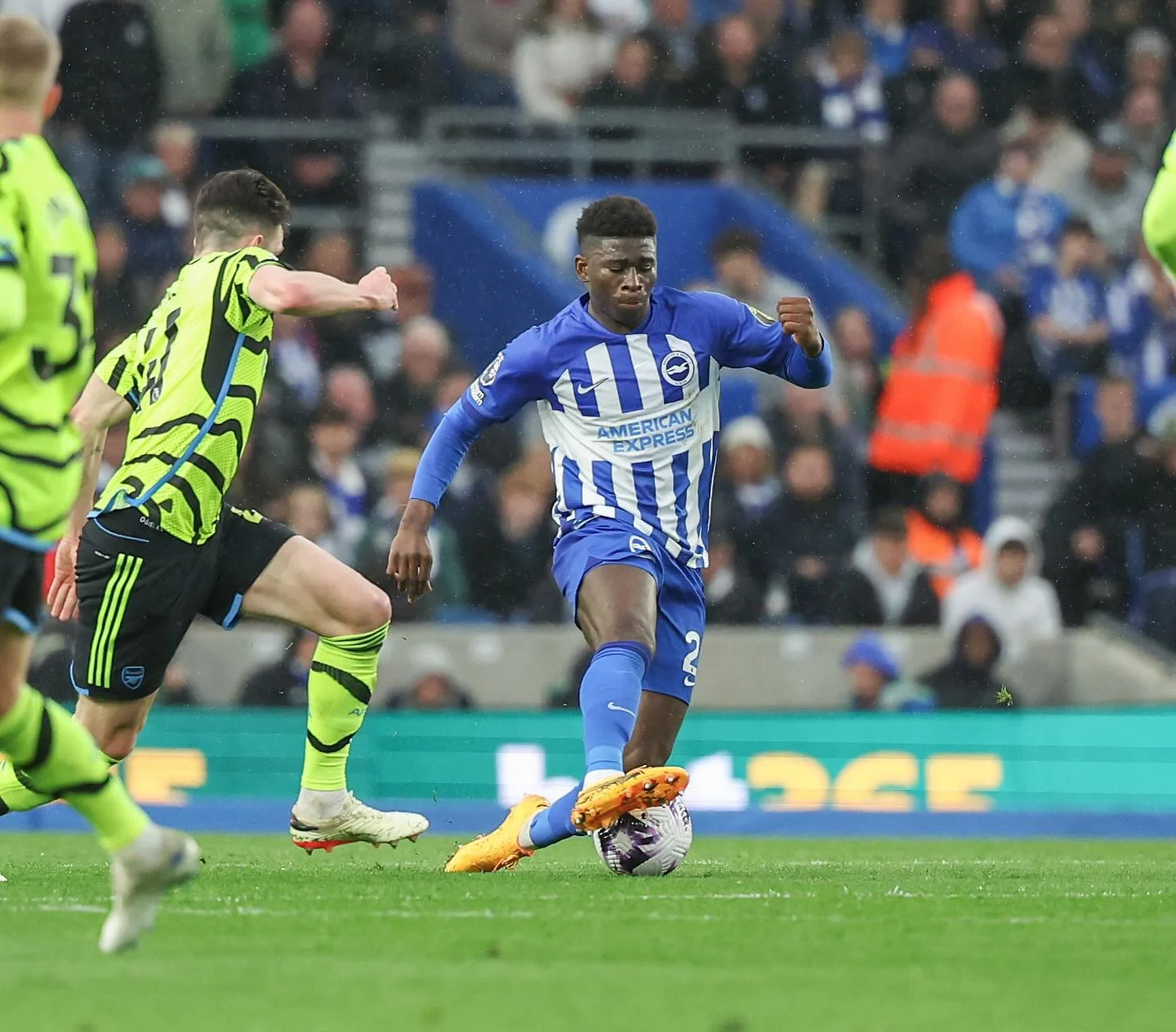 Carlos Baleba Kirim Pesan Berkelas kepada Brighton Setelah Gabung Manchester United