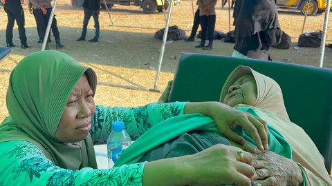 Cerita Yanti Melihat Ibu Tertimpa Tembok saat Gempa NTT