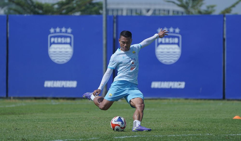 Dedi Kusnandar Tegaskan Persib Bandung Siap Sikat Persija Jakarta di Semifinal Piala Presiden 2026