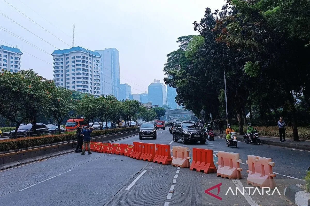 Jalan Gatot Subroto Depan DPR Ditutup Hari Ini, Cek Rute Alternatif ke Slipi