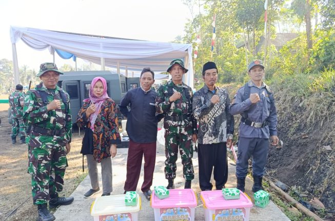 Jejak Bakti, Senyum Warga Cukil