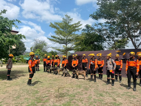 K-9 SAR Polri Perkuat Operasi Kemanusiaan Pascagempa NTT