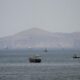 Kapal Dagang Terbakar Setelah Diserang Dekat Selat Hormuz, Awak Meminta Bantuan