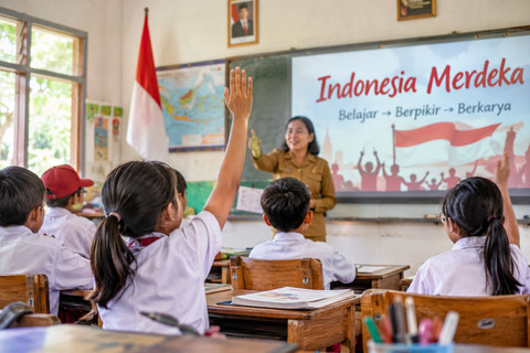 Kemerdekaan Dimulai dari Ruang Kelas: Mewujudkan Pendidikan yang Merdeka dan Bermakna