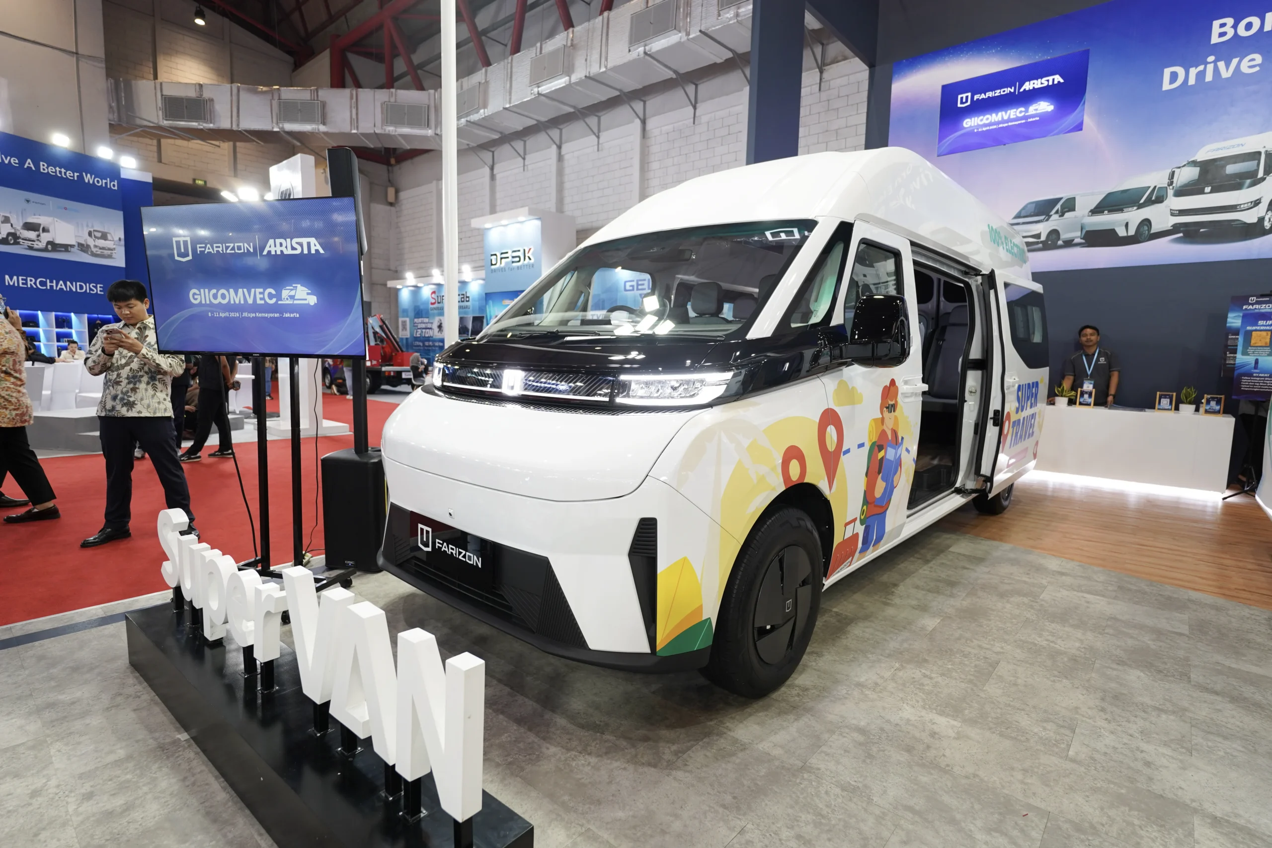 Lebih Hemat Biaya, Van Listrik Farizon Jadi Armada Travel Rute Jakarta-Semarang