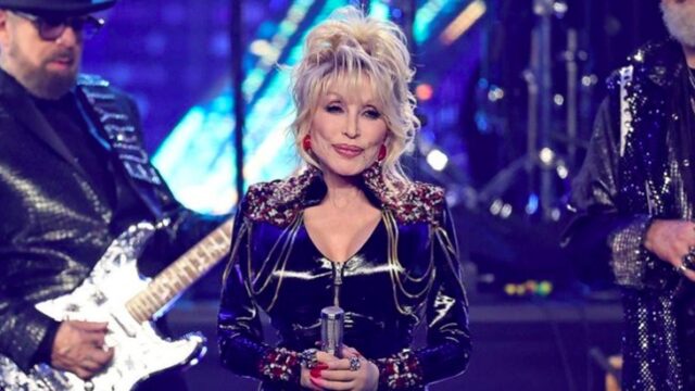 Legenda Country Dolly Parton Meninggal Dunia, Donald Trump Perintahkan Bendera Setengah Tiang Selama Satu Pekan