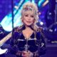 Legenda Country Dolly Parton Meninggal Dunia, Donald Trump Perintahkan Bendera Setengah Tiang Selama Satu Pekan
