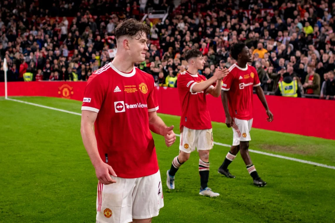 Manchester United Siap Lepas 2 Pemain Muda Louis Jackson dan James Overy