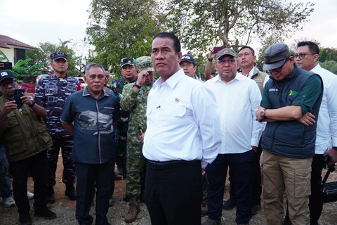 Mentan Pastikan Bantuan Beras untuk Korban Gempa di NTT Cukup Hingga Setahun