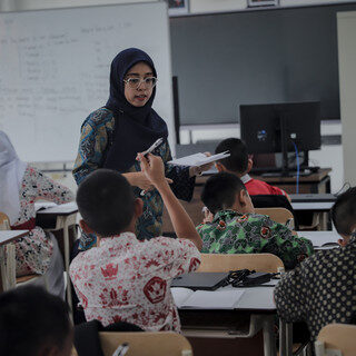 Muti Guru PPPK Paruh Waktu Bisa Beralih Jadi PPPK Penuh dan Ikut Seleksi CPNS
