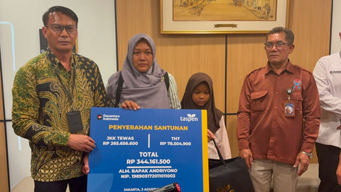Pemprov DKI Beri Santunan Rp 344 Juta Untuk Damkar yang Gugur Saat Bertugas