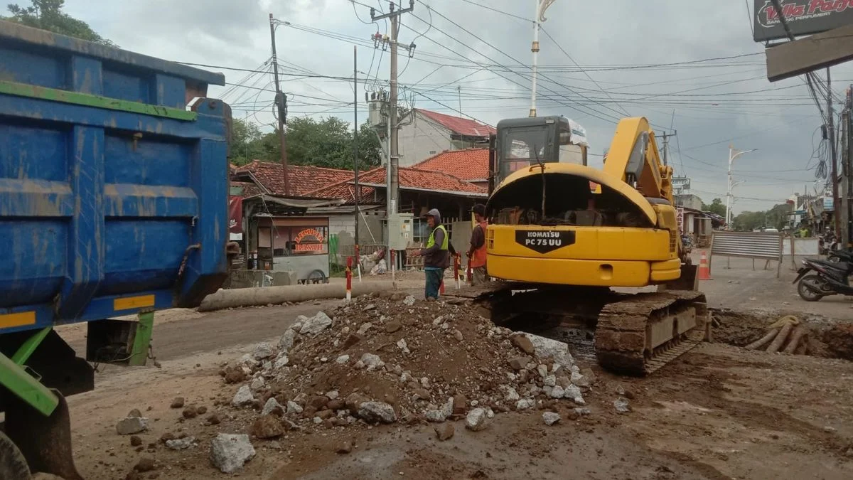 Pengusaha Bongkar Dugaan Penjualan Limbah Besi Proyek Sekolah Rakyat di Lebak dengan Deposit Rp95 Juta