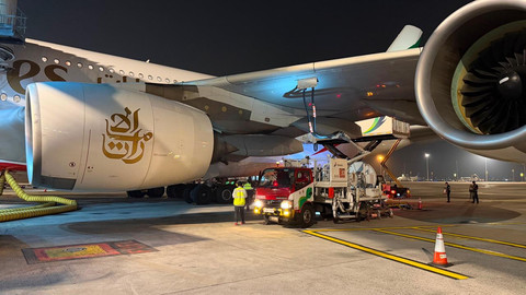 Pesawat Jumbo A380 Emirates Mendarat di Soetta, Isi 92.901 Liter Avtur Pertamina