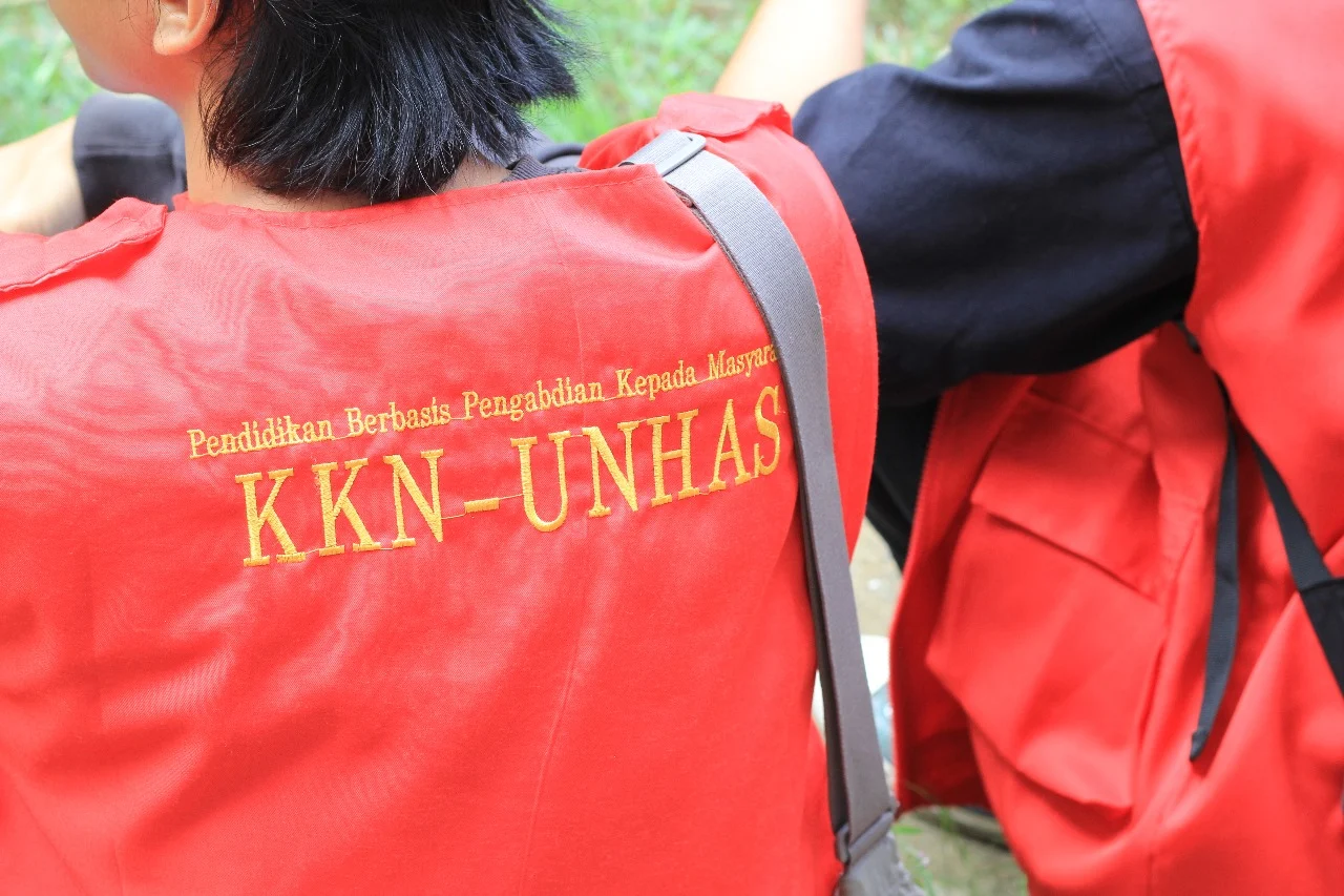 Pikap Rombongan 12 Mahasiswa KKN Unhas Terguling di Bantaeng, Dua Masih Diobservasi