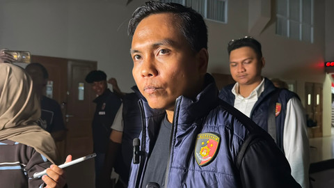 Polisi Ambil Sampel DNA dari 3 Ruangan di Sekolah Tempat 995 Senjata Ditemukan