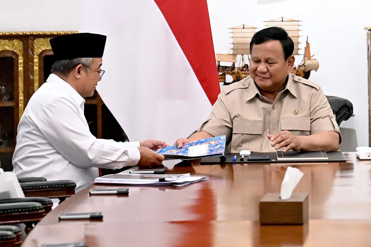 Prabowo Subianto Dorong Pembaruan Buku Pelajaran untuk Tingkatkan Kualitas Pendidikan Nasional